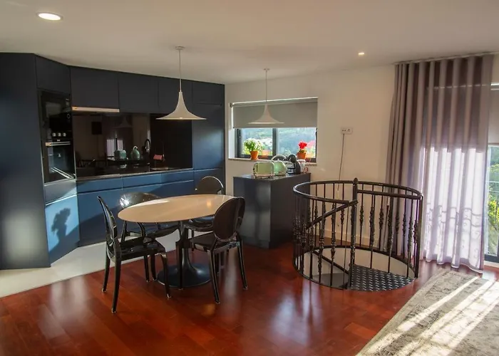 Dourobluehouse Nyaraló